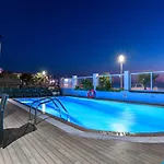 Hotell Riviera 4*