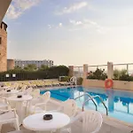 Riviera Hotell 4*