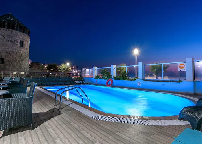 Otel Riviera 4*