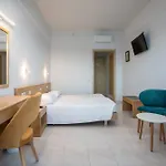 Hotel Riviera 4*