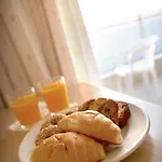 Riviera Hotel
