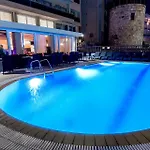 Riviera Hotel 4*