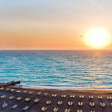 Riviera Hotel 4*