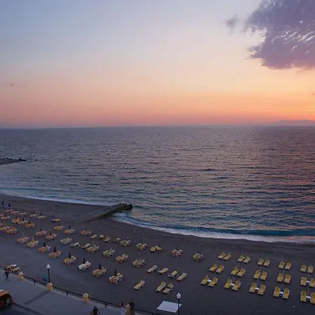 Riviera Hotel 4*