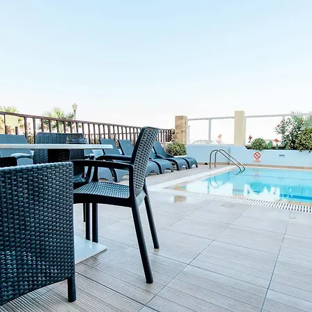 Riviera Hotel